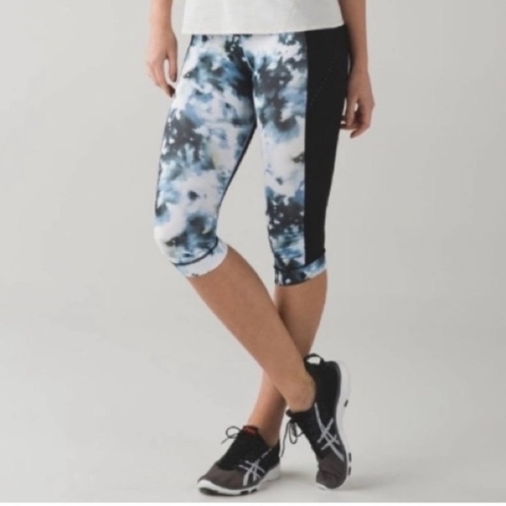 Lululemon Stop At Nothing Crop Black Mini Blooming Pixie Aquamarine Leggings sz